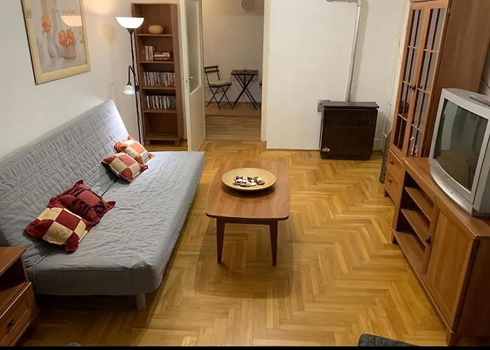 Hakuna Matata - Room In Budapest - Near Buda Castle, Parliament And Margaret Island